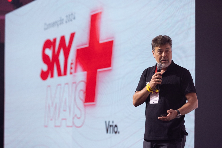 SKY analiza medidas para acelerar la inclusión digital en Brasil en el B20