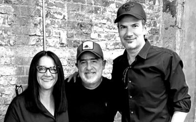 Anónimo celebra XV años con la incorporación de Juan José Posada como CCO.